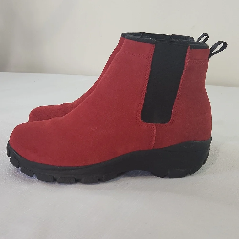 Lands End soft red